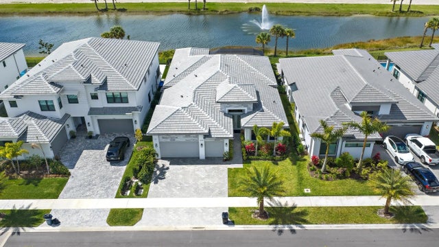 9933 Migration Point, Palm Beach Gardens