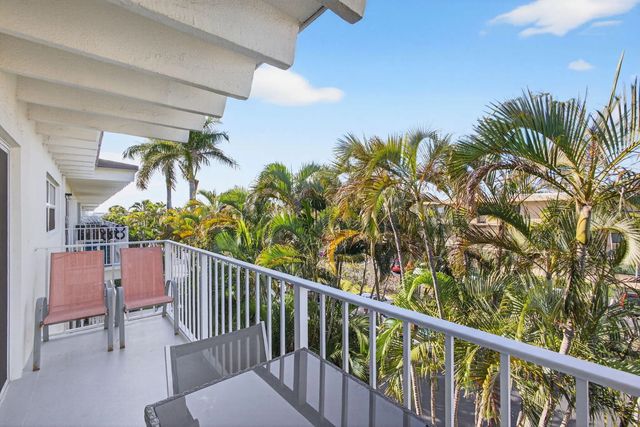 3 of 21 - 4001 S Ocean Boulevard #308, South Palm Beach, FL