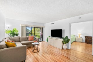 Photo of Listing #R11169615