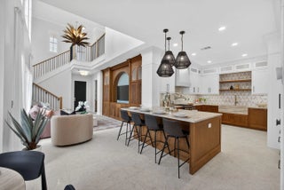 Photo of Listing #R11169622