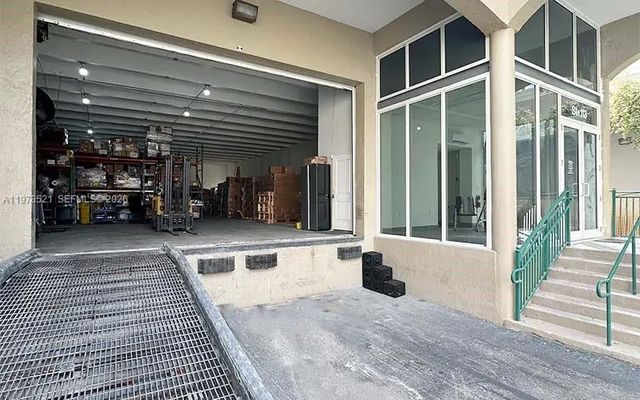 5 of 32 - 10200 Nw 25th Street #113, Doral, FL