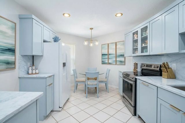 2 of 79 - 7 Southport Lane #b, Boynton Beach, FL