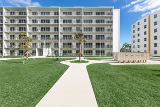 Photo of Listing #R11169645