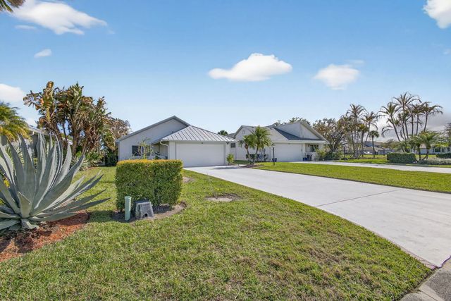 2 of 86 - 7198 Se Quincy Terrace, Hobe Sound, FL