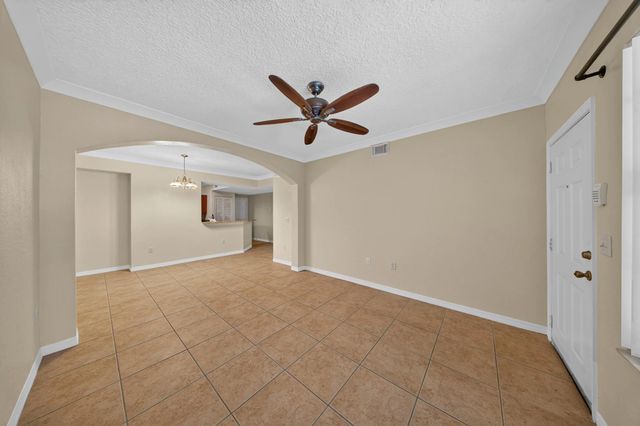 4 of 31 - 150 Sw Peacock Boulevard #26-102, Port St. Lucie, FL
