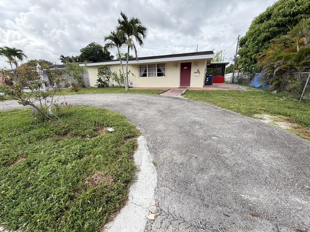 3 of 20 - 8870 Taft Street, Pembroke Pines, FL