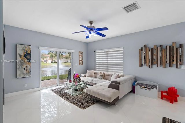 4 of 37 - 4301 Macarthur Palm Trail, Greenacres, FL