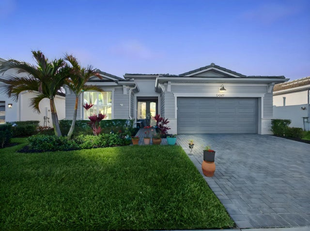 Photo of Listing #R11169695