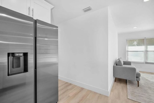 5 of 24 - 3308 E El Vedado Court, West Palm Beach, FL