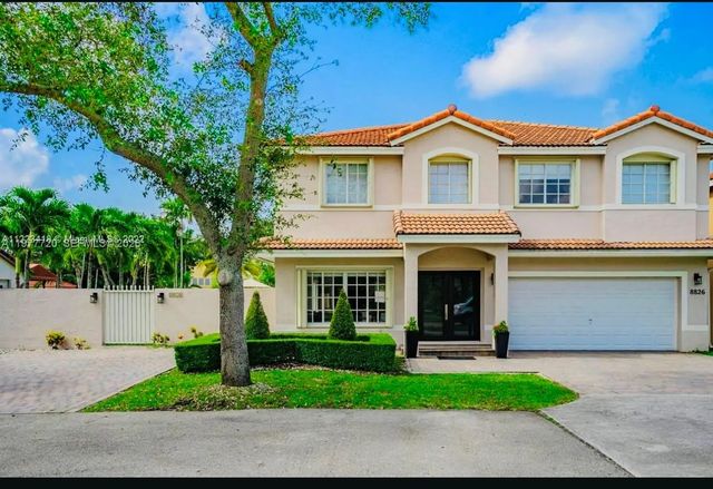 2 of 34 - 8826 Nw 189th Terrace, Hialeah, FL