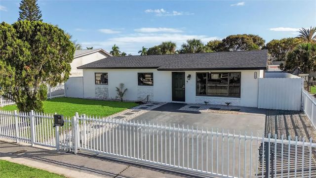 2 of 31 - 1318 13th Street, West Palm Beach, FL