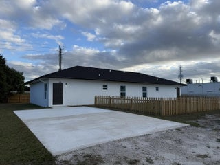 Photo of Listing #R11169722