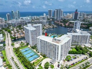 Photo of Listing #R11169742