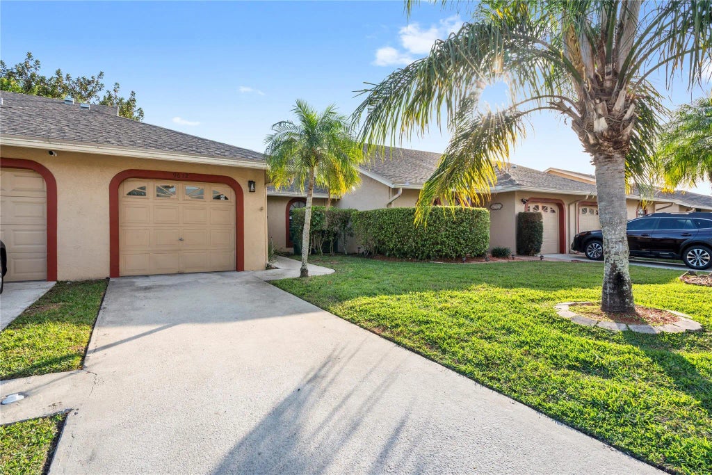 9612 Nw 76th Court #9612, Tamarac
