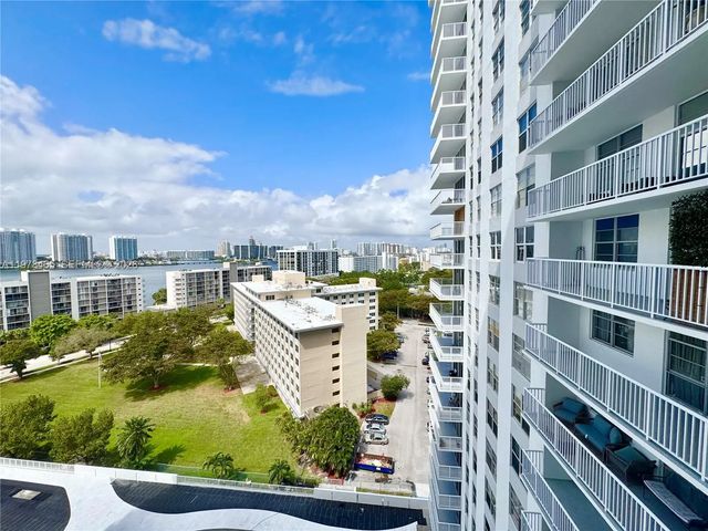 5 of 32 - 231 174th Street #1501, Sunny Isles Beach, FL