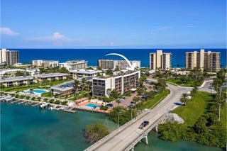 Photo of Listing #R11169764