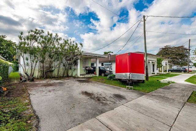 2 of 17 - 10338 Sw 180th Street #2, Miami, FL
