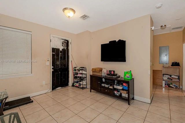 3 of 17 - 10338 Sw 180th Street #2, Miami, FL