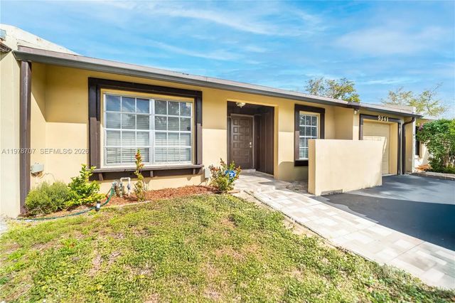 2 of 30 - 9341 E Fern Lane, Miramar, FL