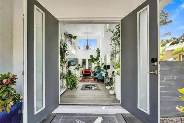 4 of 61 - 2502 Ne 6th Avenue, Wilton Manors, FL