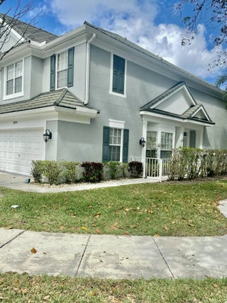 Photo of Listing #R11169800