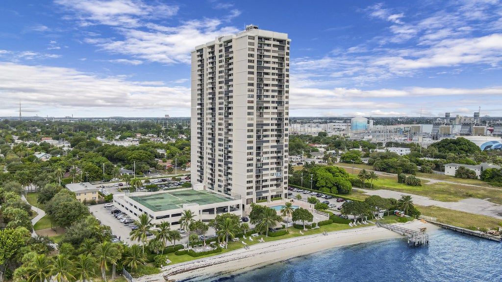5600 N Flagler Drive #ph103, West Palm Beach