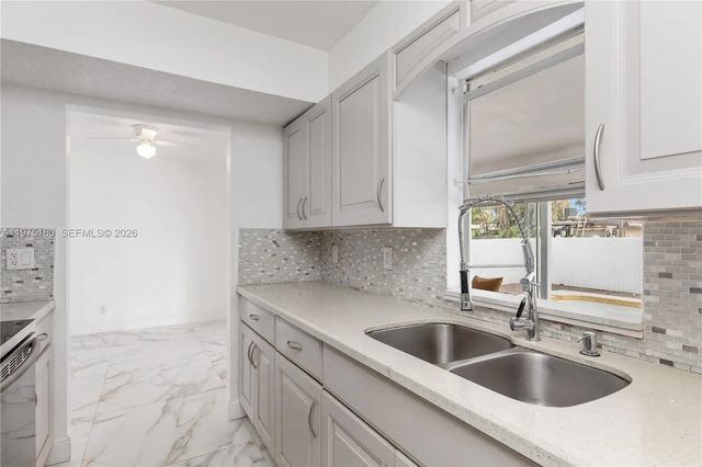 3 of 38 - 7906 Nw 74th Avenue, Tamarac, FL