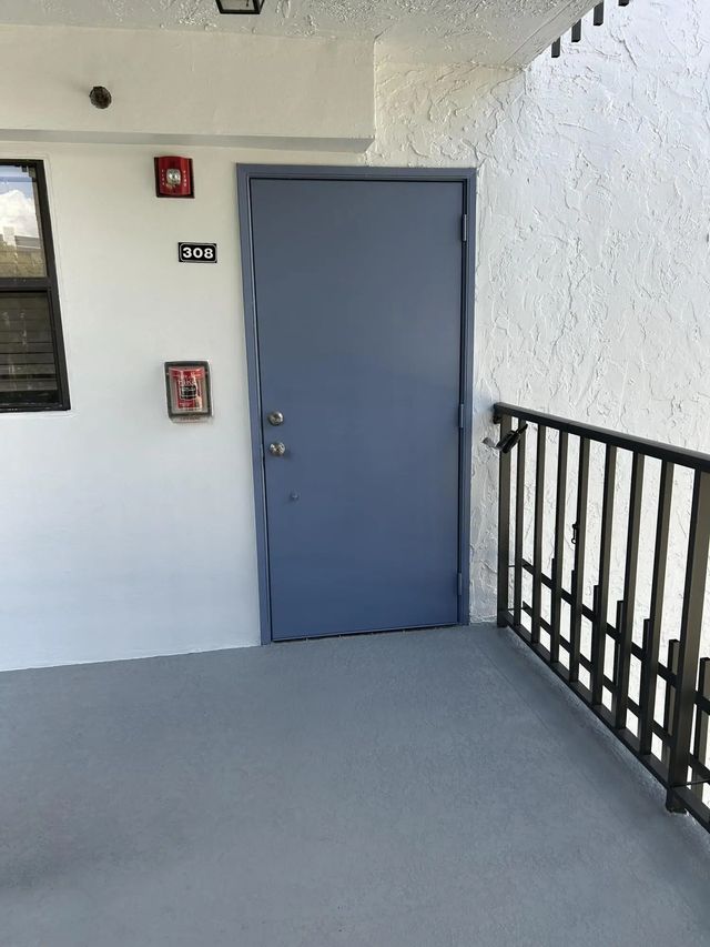 4700 Lucerne Lakes Boulevard #308, Lake Worth