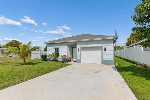 2 of 39 - 525 Nw 12th Avenue, Boynton Beach, FL