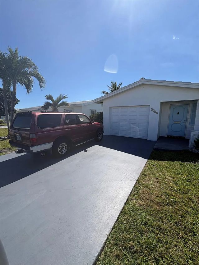 2 of 21 - 2392 Sw 13th Terrace, Boynton Beach, FL