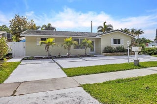 Photo of Listing #F10555200