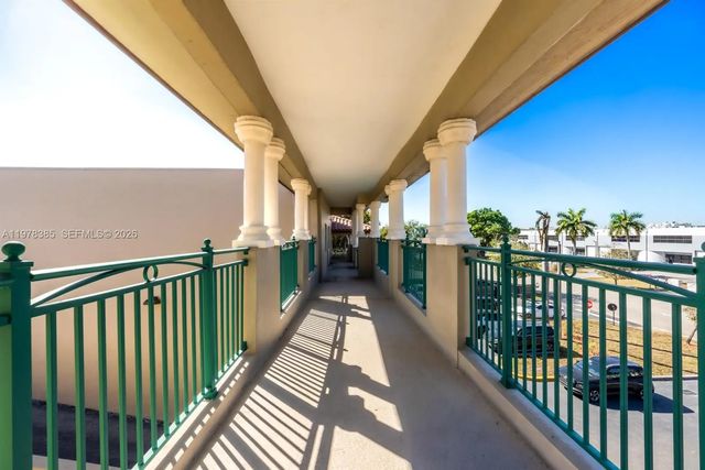 4 of 21 - 10200 Nw 25th Street, Doral, FL
