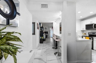 Photo of Listing #F10556844