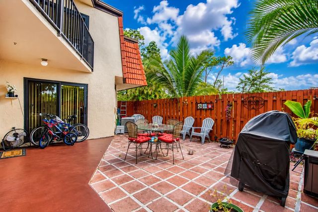 2 of 31 - 3838 Victoria Drive, West Palm Beach, FL