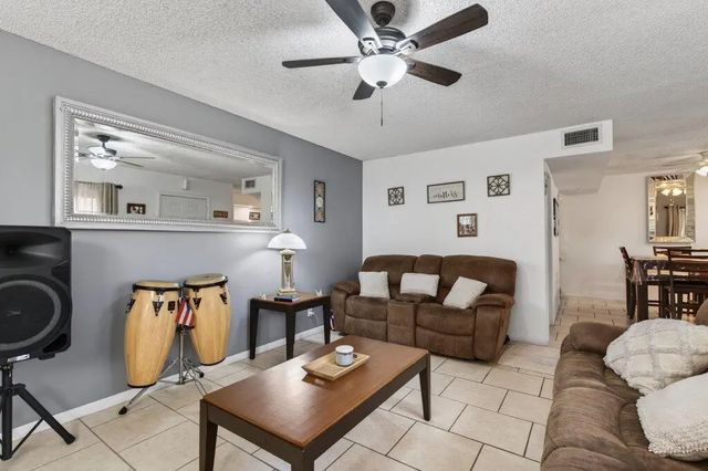 5 of 31 - 3838 Victoria Drive, West Palm Beach, FL