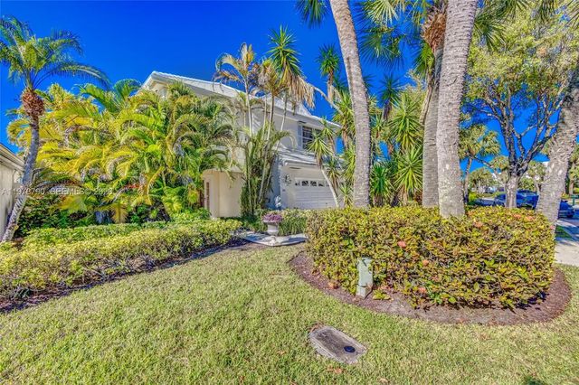 5 of 75 - 30 Windsor Lane, Palm Beach Gardens, FL