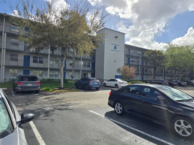 551 Sw 135 Avenue #216b, Pembroke Pines