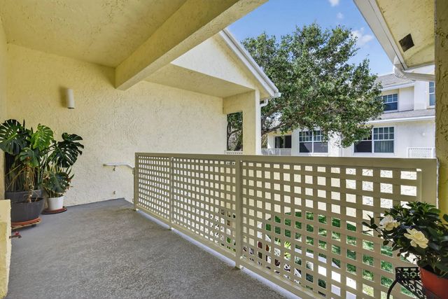 4 of 74 - 1403 Mainsail Circle, Jupiter, FL
