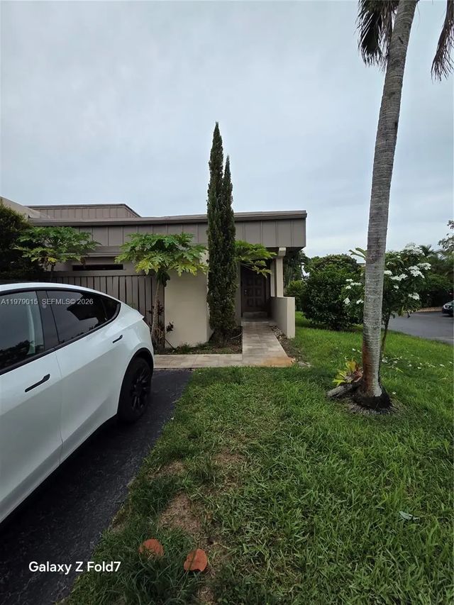 2 of 13 - 7439 Sw 106th Court, Miami, FL