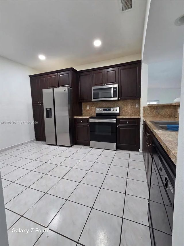 5 of 13 - 7439 Sw 106th Court, Miami, FL