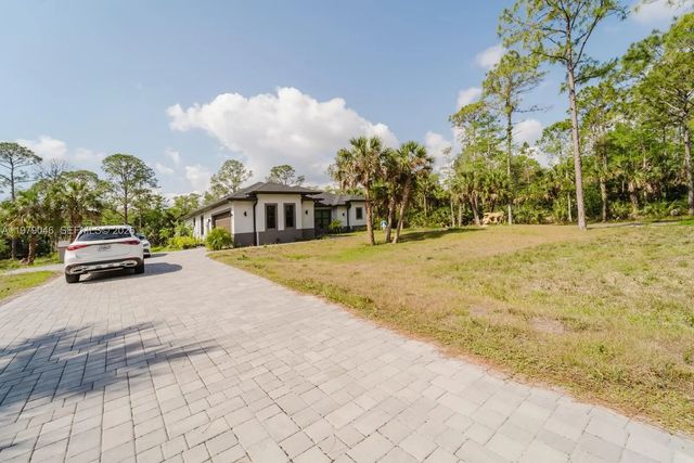 3 of 28 - 398 35th Avenue Nw, Naples, FL