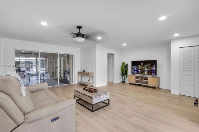 3 of 32 - 1180 Nw 49th Court, Deerfield Beach, FL