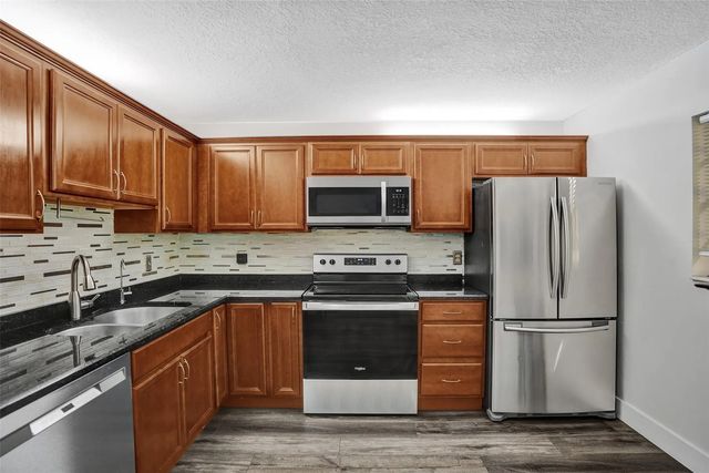 3 of 22 - 869 Nw 47th Street, Deerfield Beach, FL