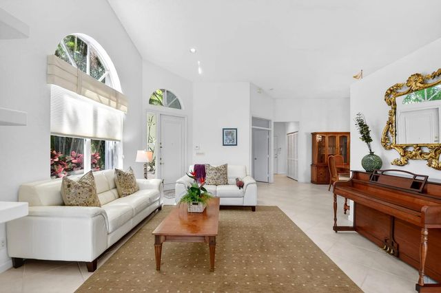 5 of 83 - 4702 Carlton Golf Drive, Lake Worth, FL