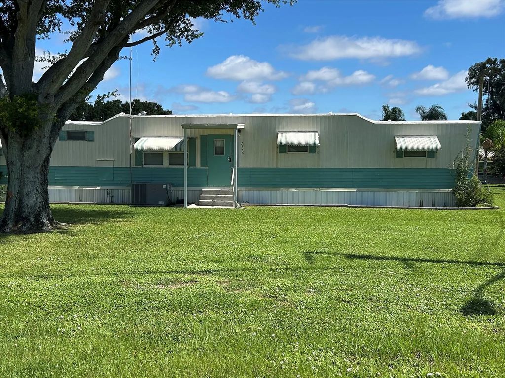 1379 Chobee Street, Okeechobee