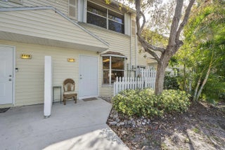 Photo of Listing #R11170014