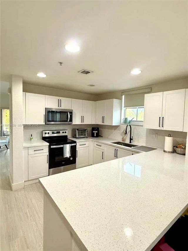 2 of 13 - 8999 Nw 107th Court #216-1, Doral, FL