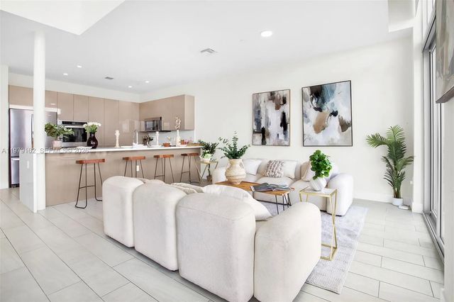 5 of 82 - 2000 Metropica Way #ph02, Sunrise, FL