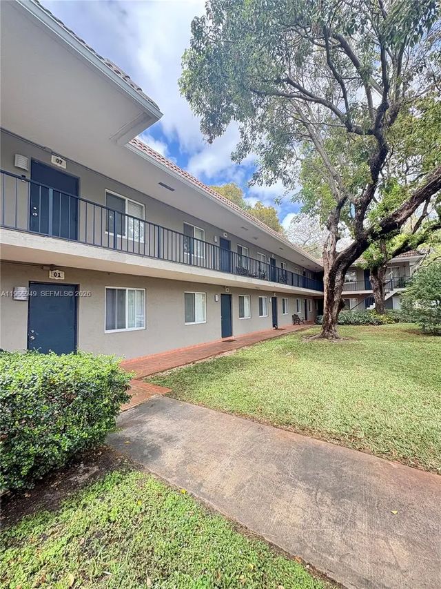2 of 26 - 1111 Sw 4th Street, Fort Lauderdale, FL