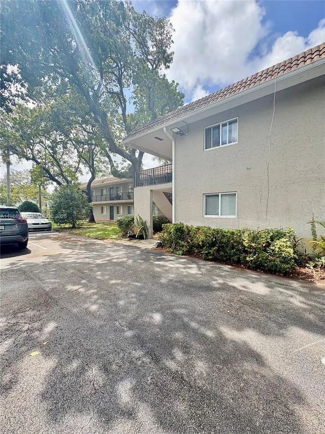 4 of 26 - 1111 Sw 4th Street, Fort Lauderdale, FL